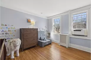 46 Slocum Crescent, New York City, NY 11375 - Photo 8