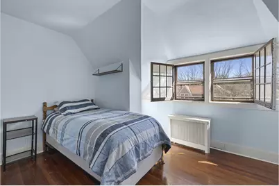 46 Slocum Crescent, New York City, NY 11375 - Photo 10
