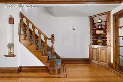 77-09 82nd Street, New York City, NY 11385 - Photo 4