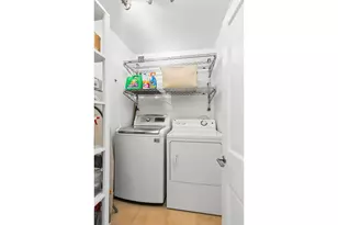 400 E 54th St, New York City, NY 10022 - Photo 20