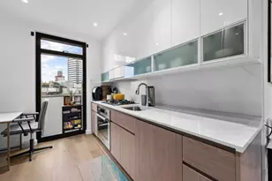 42-62 Hunter St, New York City, NY 11101 - Photo 4