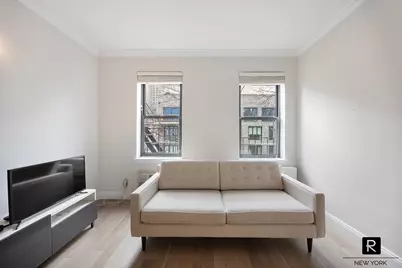 330 E 83rd Street #5-C, New York City, NY 10028 - Photo 2