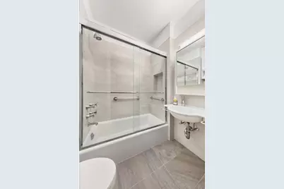 930 5th Avenue #14F, New York City, NY 10021 - Photo 12