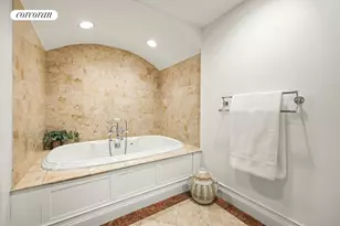 909 Union St, New York City, NY 11215 - Photo 8