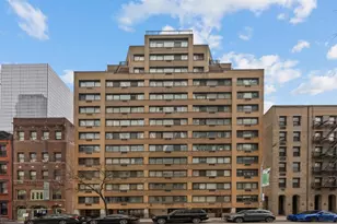 310 W 56th St, New York City, NY 10019 - Photo 18