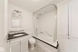 115 E 67th St, New York City, NY 10065 - Photo 8