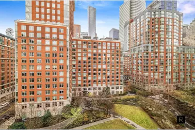 212 Warren Street #9-R, New York, NY 10282 - Photo 4