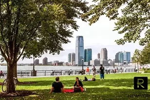 212 Warren St, New York City, NY 10282 - Photo 18