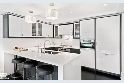 21 E 61st Street #4C, New York City, NY 10065 - Photo 2