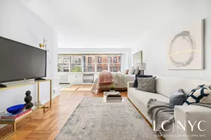 300 E 71st St, New York, NY 10021 - Photo 1
