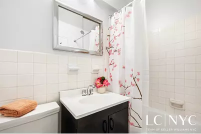 300 E 71st Street #4F, New York City, NY 10021 - Photo 6
