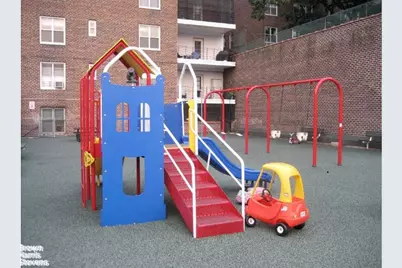 3299 Cambridge Avenue #3E, New York City, NY 10463 - Photo 28