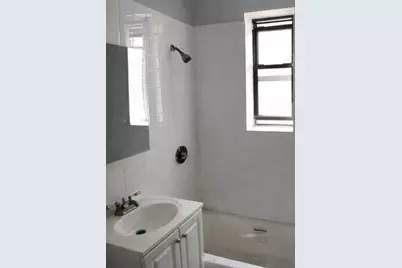 2503 E 19th Street, New York City, NY 11235 - Photo 24