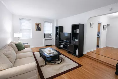 306 E Mosholu Parkway #3F, New York City, NY 10458 - Photo 1