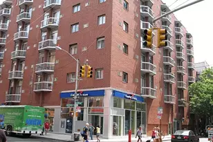 184 Thompson St, New York, NY 10012 - Photo 14