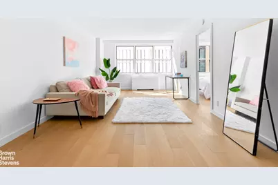 520 E 72nd Street #8U, New York, NY 10021 - Photo 1
