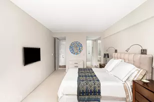 58 W 58th St, New York City, NY 10019 - Photo 10