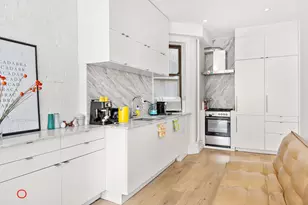 241 E 7th St, New York City, NY 10009 - Photo 4