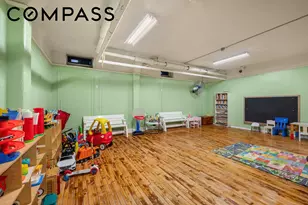 305 E 88th St, New York City, NY 10128 - Photo 8