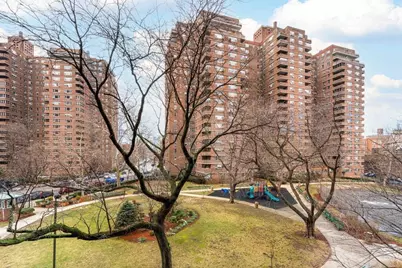 475 Fdr Drive #L304, New York City, NY 10002 - Photo 6