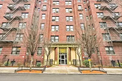 221 E 18th Street #2-K, New York City, NY 11226 - Photo 16