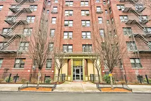 221 E 18th St, New York City, NY 11226 - Photo 16