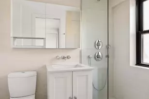 387 Grand St, New York City, NY 10002 - Photo 10