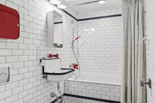 387 Grand St, New York City, NY 10002 - Photo 12