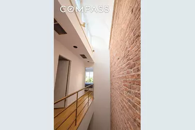 449 1/2 Hudson Street, New York City, NY 10014 - Photo 4