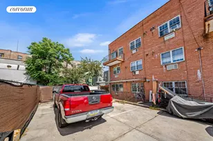 35-30 10th St, New York City, NY 11106 - Photo 10