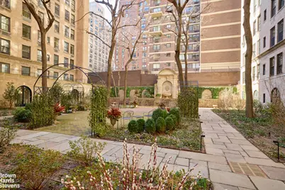 1088 Park Avenue #15A, New York City, NY 10128 - Photo 12
