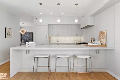 304 W 115th Street #8A, New York, NY 10026 - Photo 2