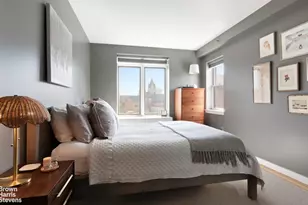 304 W 115th St, New York, NY 10026 - Photo 4