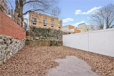 916 Putnam Avenue, New York City, NY 11221 - Photo 44