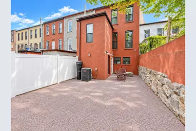916 Putnam Avenue, New York City, NY 11221 - Photo 36