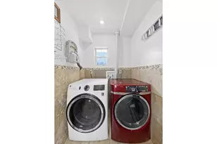 916 Putnam Ave, New York City, NY 11221 - Photo 36