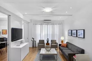 146 E 49th St, New York City, NY 10017 - Photo 4