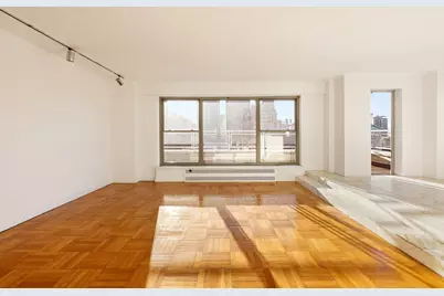 2 5th Avenue #17D, New York City, NY 10011 - Photo 1