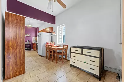 23-53 37th Street, New York City, NY 11105 - Photo 4