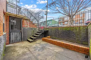 23-53 37th St, New York City, NY 11105 - Photo 20