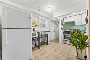 23-53 37th St, New York City, NY 11105 - Photo 14