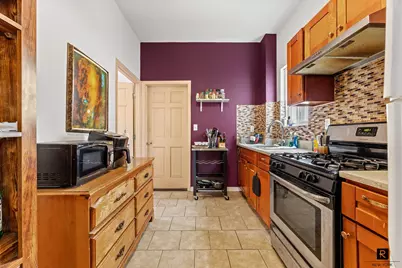 23-53 37th Street, New York City, NY 11105 - Photo 6