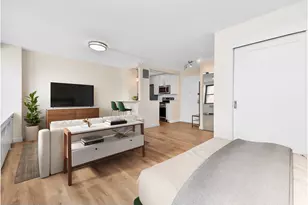 345 E 81st St, New York City, NY 10028 - Photo 2