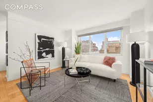 101 W 12th St, New York City, NY 10011 - Photo 2