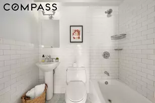 101 W 12th St, New York City, NY 10011 - Photo 6