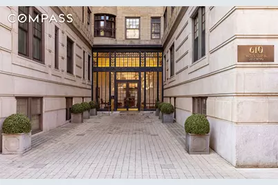 610 W End Avenue #6D, New York City, NY 10024 - Photo 10