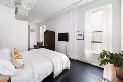 10 E 18th Street #7N, New York, NY 10003 - Photo 6