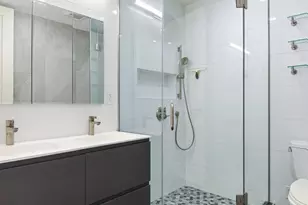 390 W Broadway, New York City, NY 10012 - Photo 12