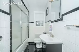 503 Falcon Ave, New York City, NY 10306 - Photo 12