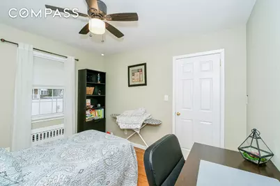 503 Falcon Avenue, New York City, NY 10306 - Photo 16